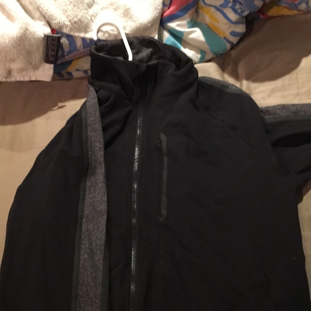Lululemon large jacket